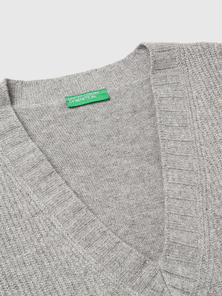 S/L V NECK SWEATER Women image number 7